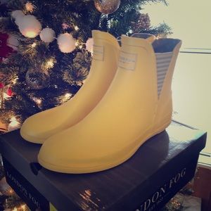 London Fog Piccadilly Rain Boots